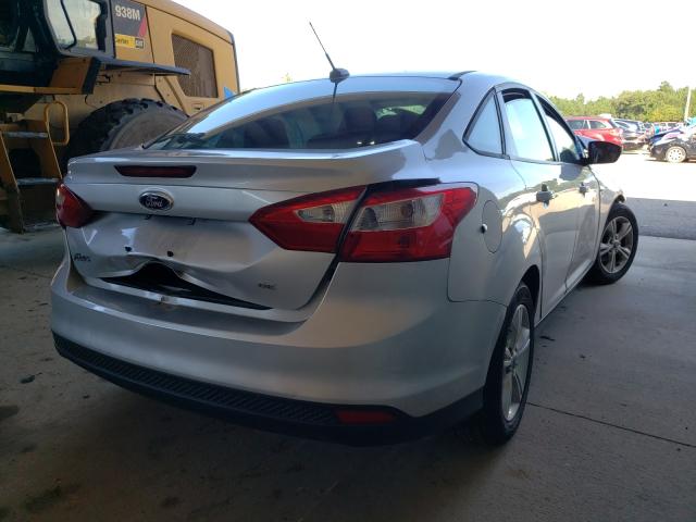 Photo 3 VIN: 1FADP3F27EL359218 - FORD FOCUS SE 