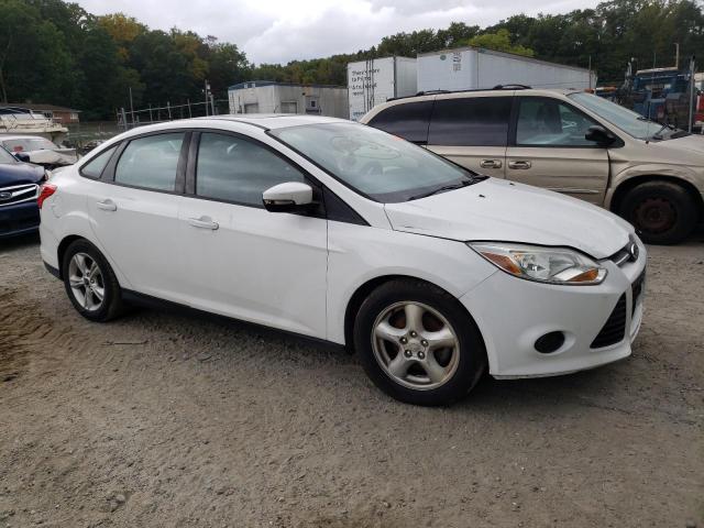 Photo 3 VIN: 1FADP3F27EL368386 - FORD FOCUS SE 