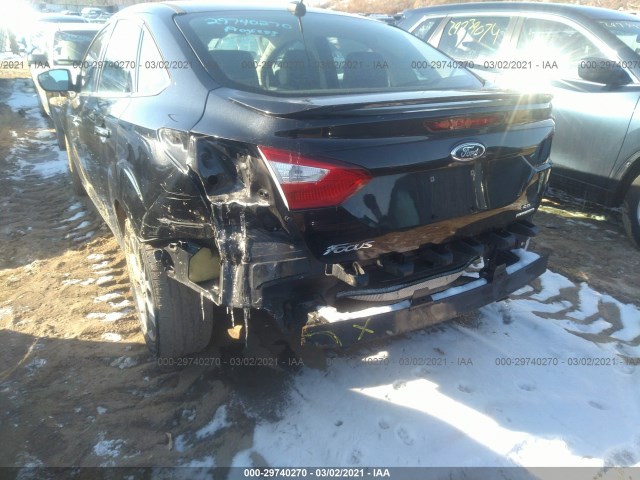 Photo 5 VIN: 1FADP3F27EL389433 - FORD FOCUS 