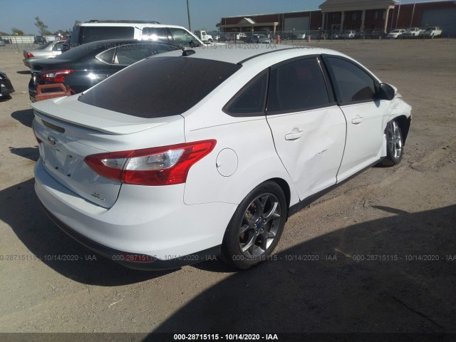 Photo 3 VIN: 1FADP3F27EL390338 - FORD FOCUS 