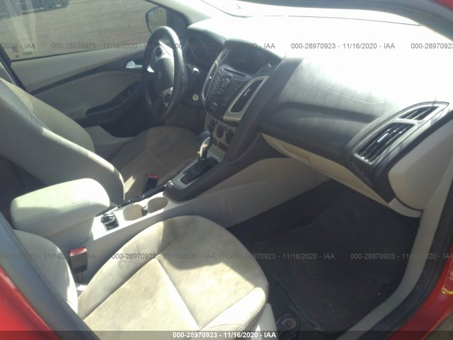 Photo 4 VIN: 1FADP3F27EL396611 - FORD FOCUS 