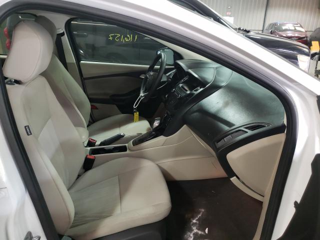 Photo 4 VIN: 1FADP3F27FL201513 - FORD FOCUS SE 