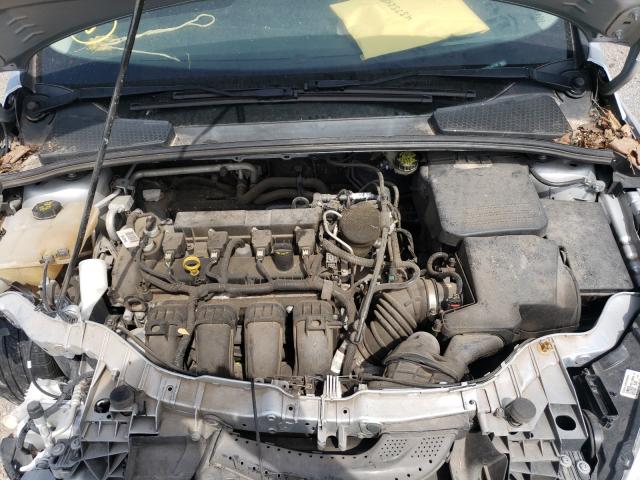 Photo 6 VIN: 1FADP3F27FL307895 - FORD FOCUS SE 