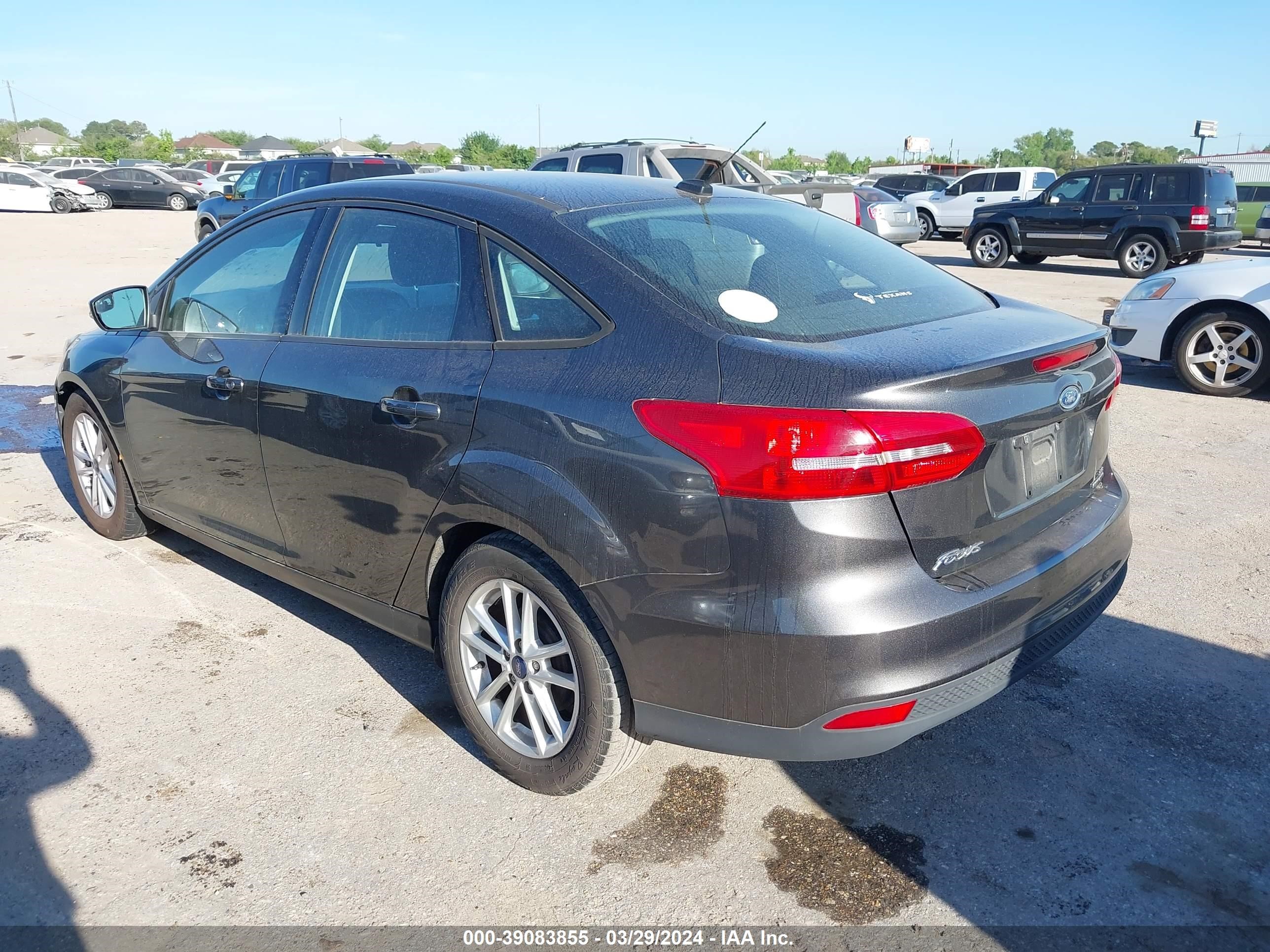 Photo 2 VIN: 1FADP3F27FL356899 - FORD FOCUS 