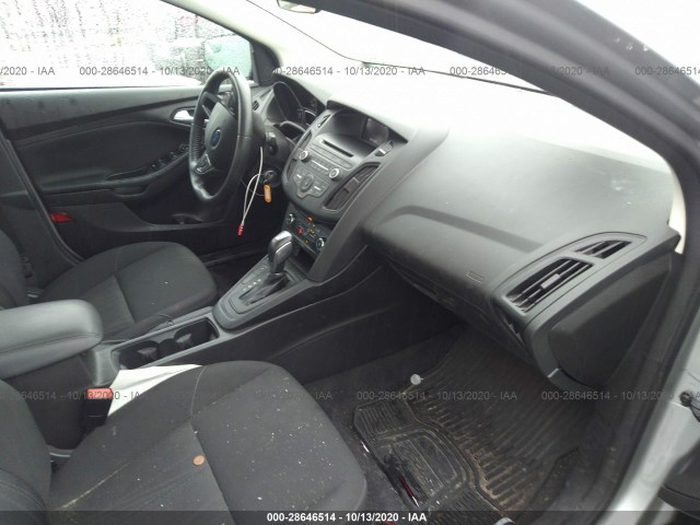 Photo 4 VIN: 1FADP3F27GL206700 - FORD FOCUS 