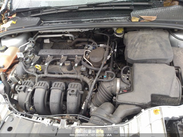 Photo 9 VIN: 1FADP3F27GL206700 - FORD FOCUS 