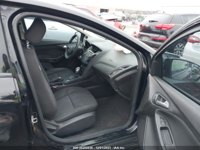 Photo 4 VIN: 1FADP3F27GL252950 - FORD FOCUS 