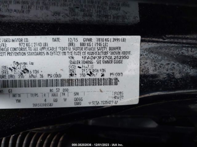 Photo 8 VIN: 1FADP3F27GL252950 - FORD FOCUS 