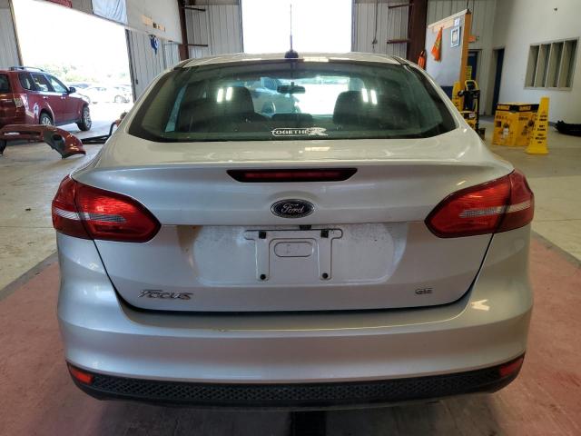 Photo 5 VIN: 1FADP3F27GL320888 - FORD FOCUS SE 