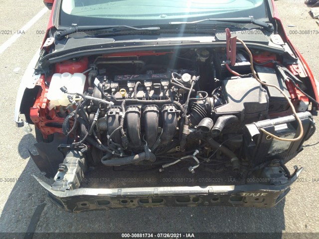 Photo 9 VIN: 1FADP3F27GL331793 - FORD FOCUS 