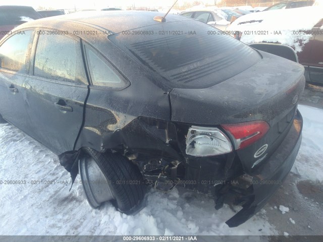 Photo 5 VIN: 1FADP3F27HL203104 - FORD FOCUS 