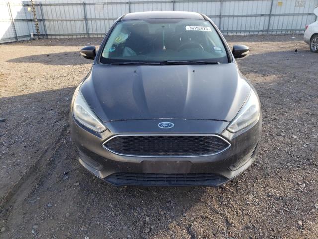 Photo 4 VIN: 1FADP3F27HL204737 - FORD FOCUS SE 