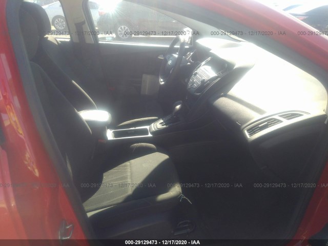 Photo 4 VIN: 1FADP3F27HL217665 - FORD FOCUS 