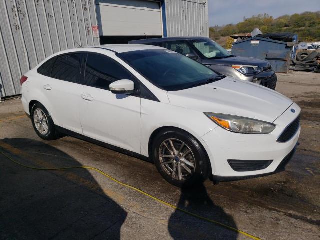 Photo 3 VIN: 1FADP3F27HL275629 - FORD FOCUS SE 