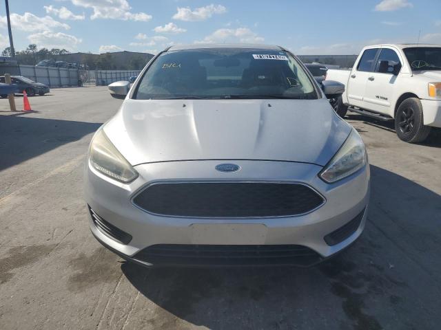 Photo 4 VIN: 1FADP3F27HL286663 - FORD FOCUS SE 