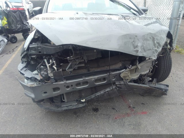 Photo 5 VIN: 1FADP3F27HL296478 - FORD FOCUS 