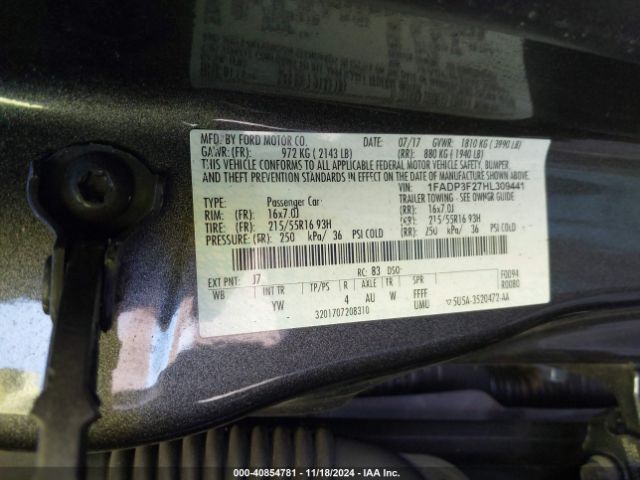 Photo 8 VIN: 1FADP3F27HL309441 - FORD FOCUS 