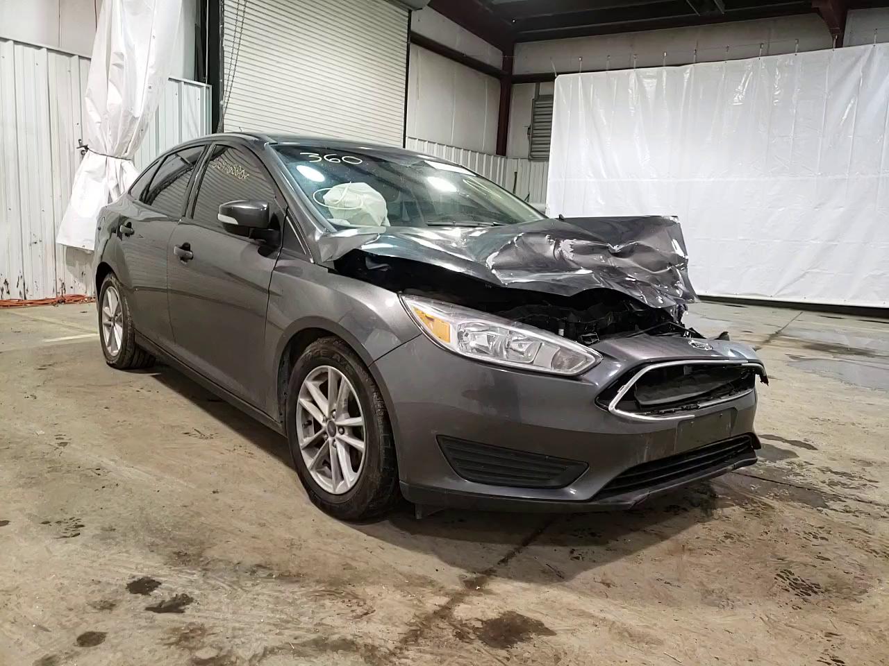 Photo 10 VIN: 1FADP3F27HL321931 - FORD FOCUS SE 