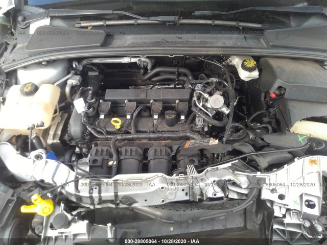 Photo 9 VIN: 1FADP3F27HL327311 - FORD FOCUS 