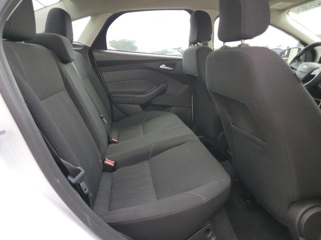 Photo 9 VIN: 1FADP3F27JL227277 - FORD FOCUS SE 