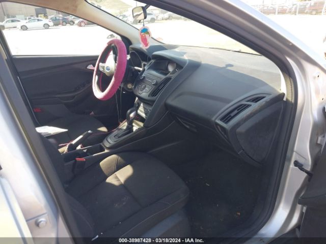 Photo 4 VIN: 1FADP3F27JL313530 - FORD FOCUS 