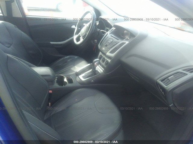 Photo 4 VIN: 1FADP3F28DL106472 - FORD FOCUS 