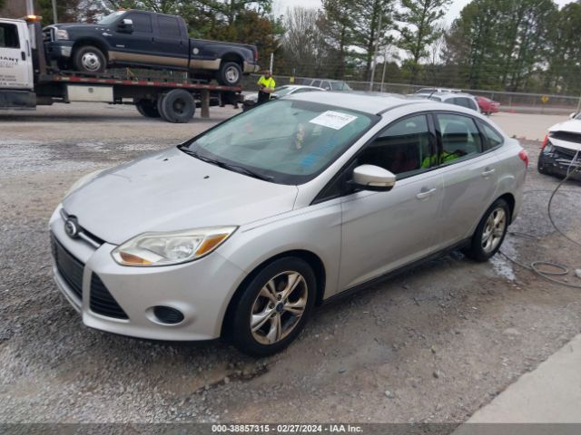 Photo 1 VIN: 1FADP3F28DL121148 - FORD FOCUS 