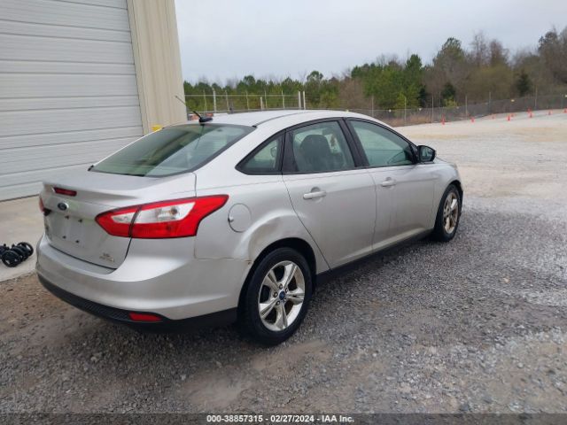 Photo 3 VIN: 1FADP3F28DL121148 - FORD FOCUS 