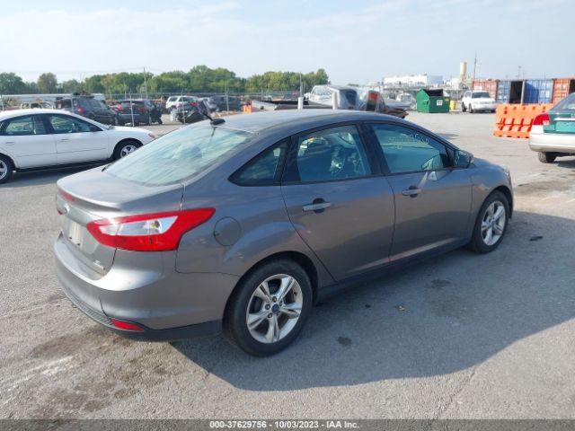 Photo 3 VIN: 1FADP3F28DL131632 - FORD FOCUS 