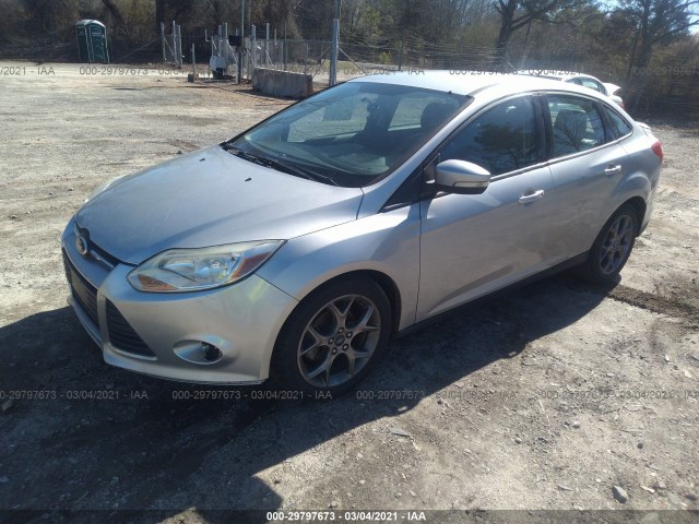 Photo 1 VIN: 1FADP3F28DL132747 - FORD FOCUS 