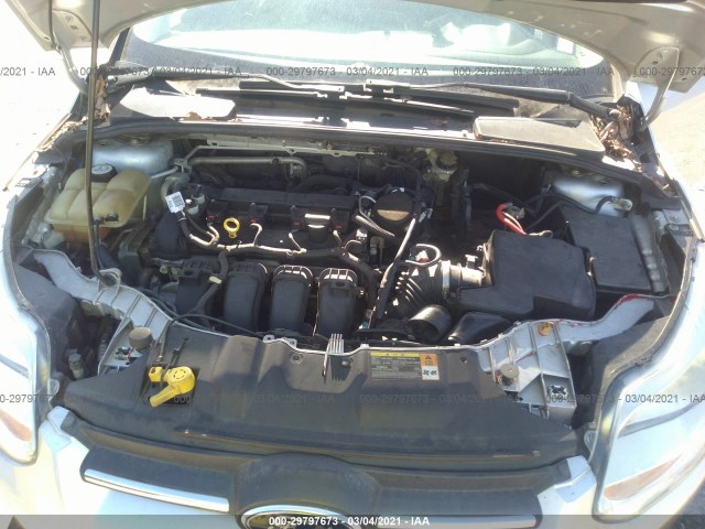 Photo 9 VIN: 1FADP3F28DL132747 - FORD FOCUS 