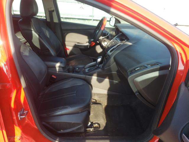 Photo 4 VIN: 1FADP3F28DL187134 - FORD FOCUS SE 