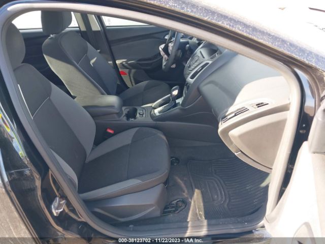 Photo 4 VIN: 1FADP3F28DL189966 - FORD FOCUS 