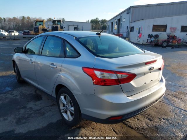 Photo 2 VIN: 1FADP3F28DL217992 - FORD FOCUS 