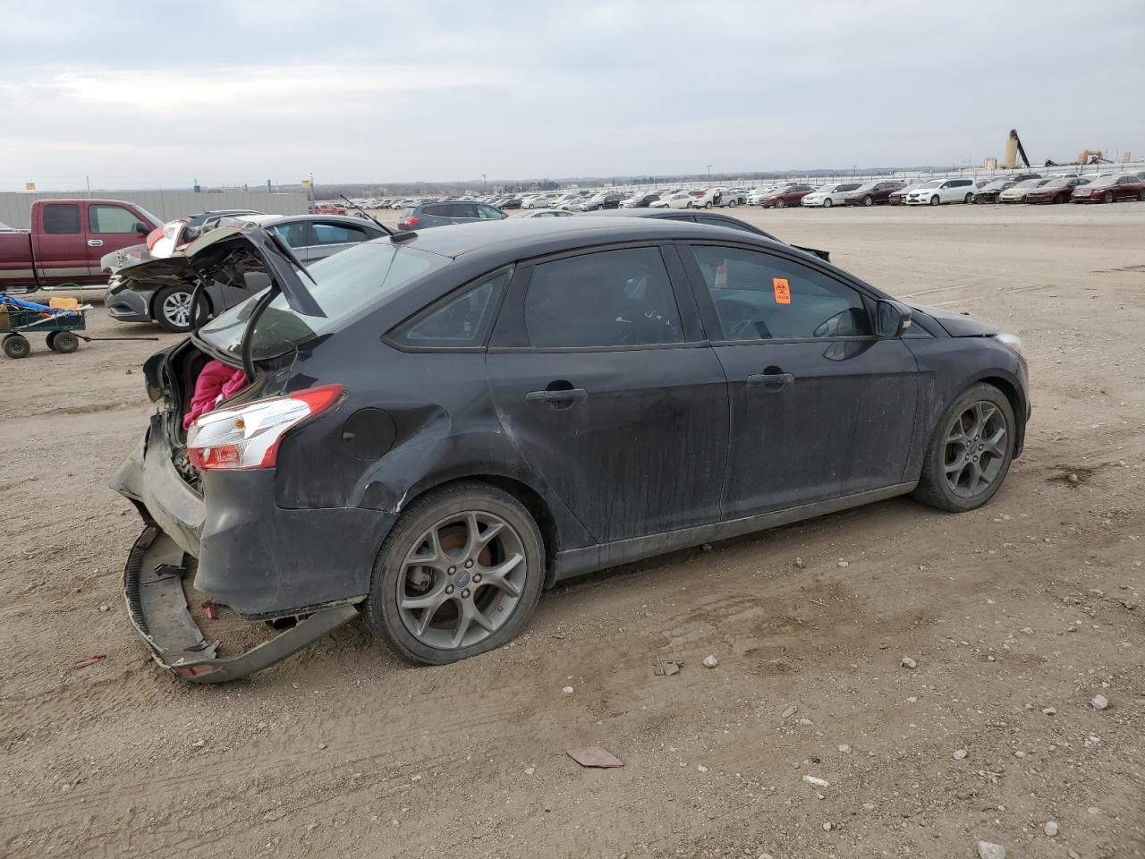 Photo 2 VIN: 1FADP3F28DL223078 - FORD FOCUS 