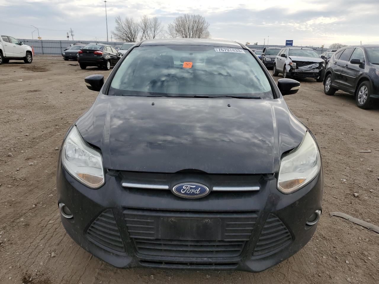 Photo 4 VIN: 1FADP3F28DL223078 - FORD FOCUS 