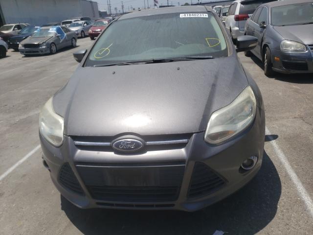 Photo 8 VIN: 1FADP3F28DL235554 - FORD FOCUS SE 