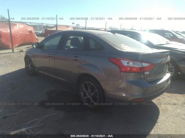 Photo 2 VIN: 1FADP3F28DL236638 - FORD FOCUS 