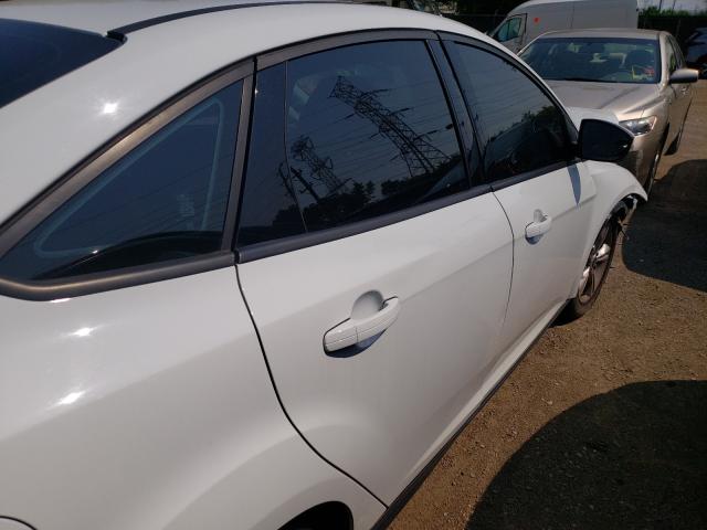 Photo 5 VIN: 1FADP3F28DL243105 - FORD FOCUS SE 