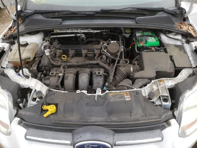 Photo 6 VIN: 1FADP3F28DL264181 - FORD FOCUS SE 