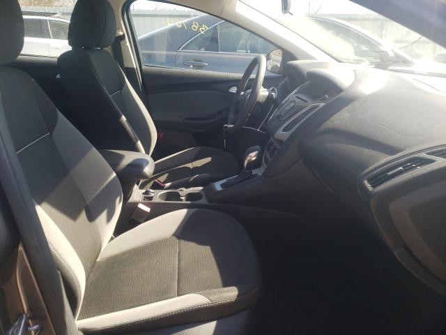 Photo 4 VIN: 1FADP3F28DL274872 - FORD FOCUS SE 