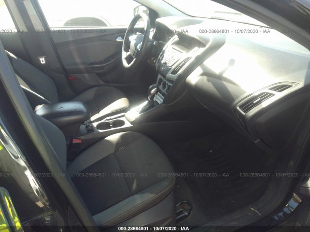 Photo 4 VIN: 1FADP3F28DL275777 - FORD FOCUS 