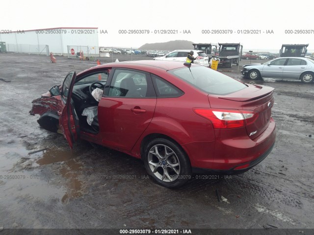 Photo 2 VIN: 1FADP3F28DL284849 - FORD FOCUS 