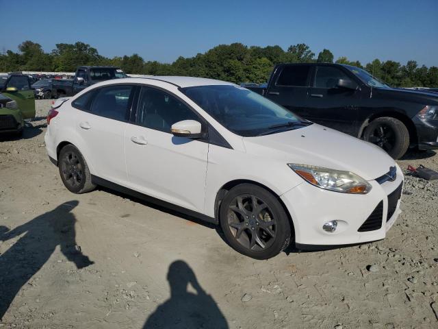 Photo 3 VIN: 1FADP3F28DL285225 - FORD FOCUS SE 