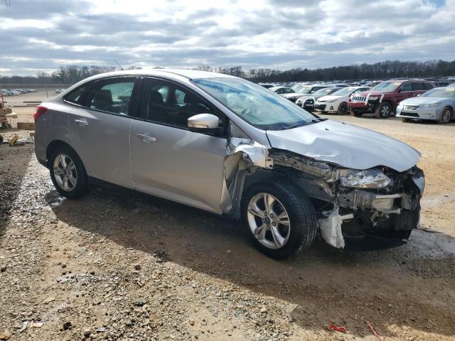 Photo 3 VIN: 1FADP3F28DL291557 - FORD FOCUS 