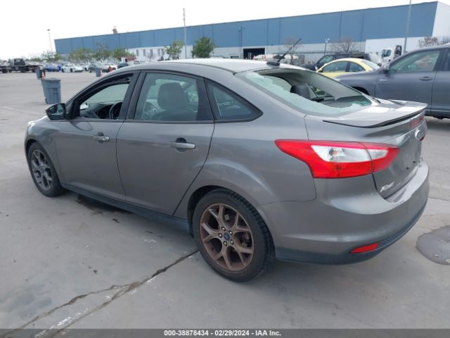 Photo 2 VIN: 1FADP3F28DL297214 - FORD FOCUS 