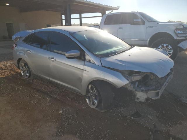 Photo 3 VIN: 1FADP3F28DL330941 - FORD FOCUS SE 