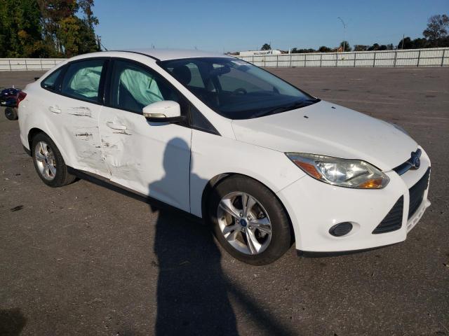 Photo 3 VIN: 1FADP3F28DL343382 - FORD FOCUS SE 