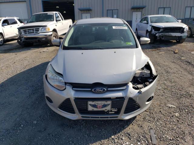 Photo 4 VIN: 1FADP3F28DL349991 - FORD FOCUS 