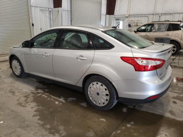 Photo 1 VIN: 1FADP3F28DL363910 - FORD FOCUS SE 